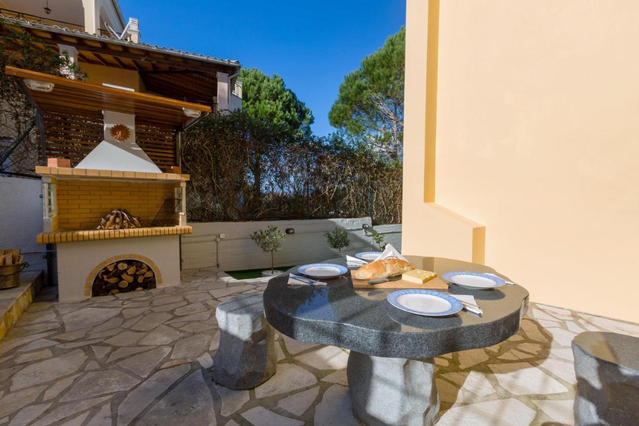 Kastanéa Louisa'S Summer House מראה חיצוני תמונה