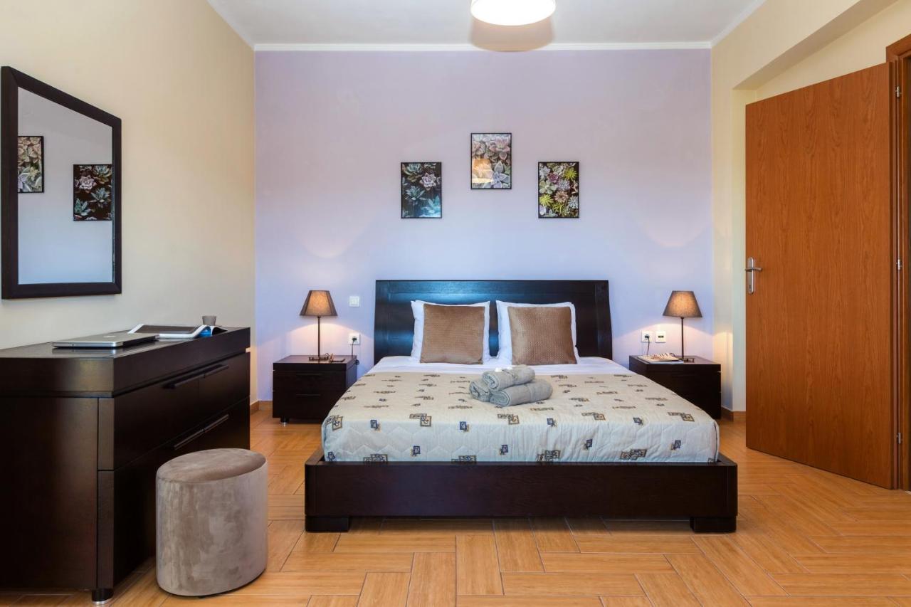 Kastanéa Louisa'S Summer House מראה חיצוני תמונה