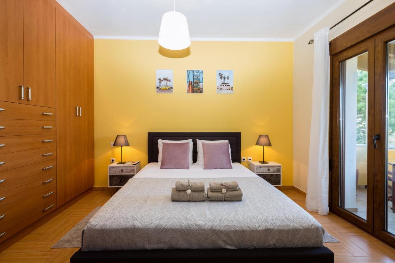Kastanéa Louisa'S Summer House מראה חיצוני תמונה